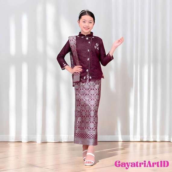 Gandari Children's Kebaya Janggan Model With Batik Skirt, Kids