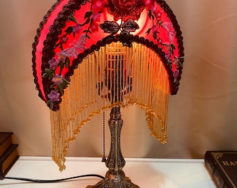 Handmade Retro Tassel Table Lamp: DIY Moon Rose Design