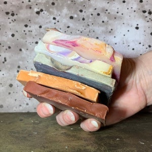 Soap Grab Bag 5 Pack of Randomly Selected Handmade Soap Samples Bild 2