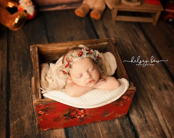 Elowyn suede red simple bow evergreen berries floral wreath christmas halo newborn flower crown tieback