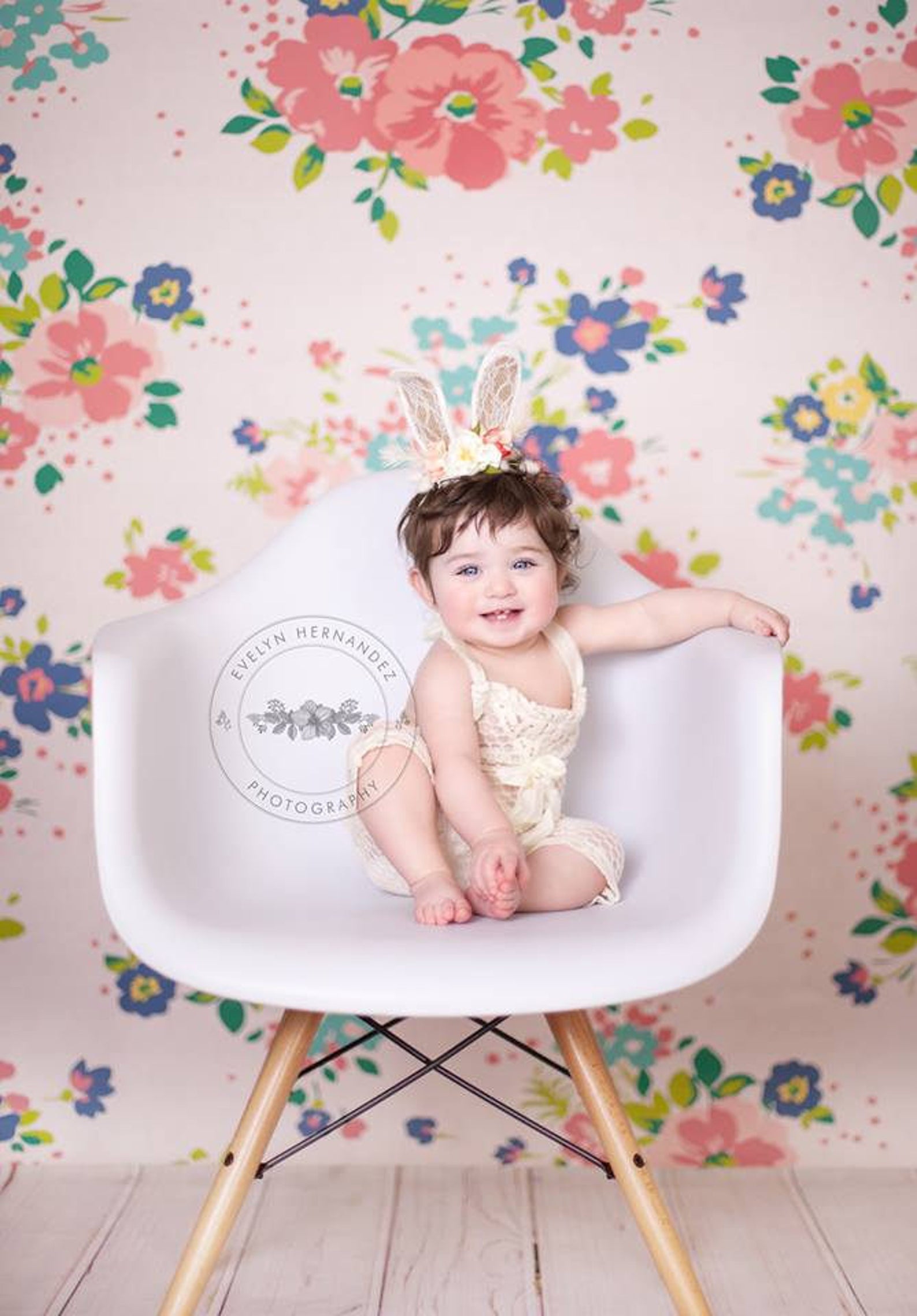 Springtime Fun: Asian Bunnies & Easter Delights - bm3qp6x