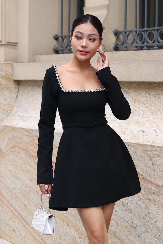 a line square neck mini dress Long Sleeve Dress, Crystal Trim Short Silk Dress, Belted Waist Elegant Black Party APRIL20 Low Back Spanx Spanx QUANTITY:SINGLE PIECE Complete with a bust