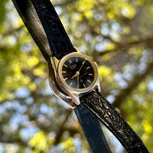 Vintage Citizen Quartz Black Dial Gold Tone Watch