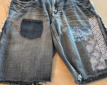 Dark Wash Denim Shorts with Shells, Bubbles, Heart Patch (Size M)