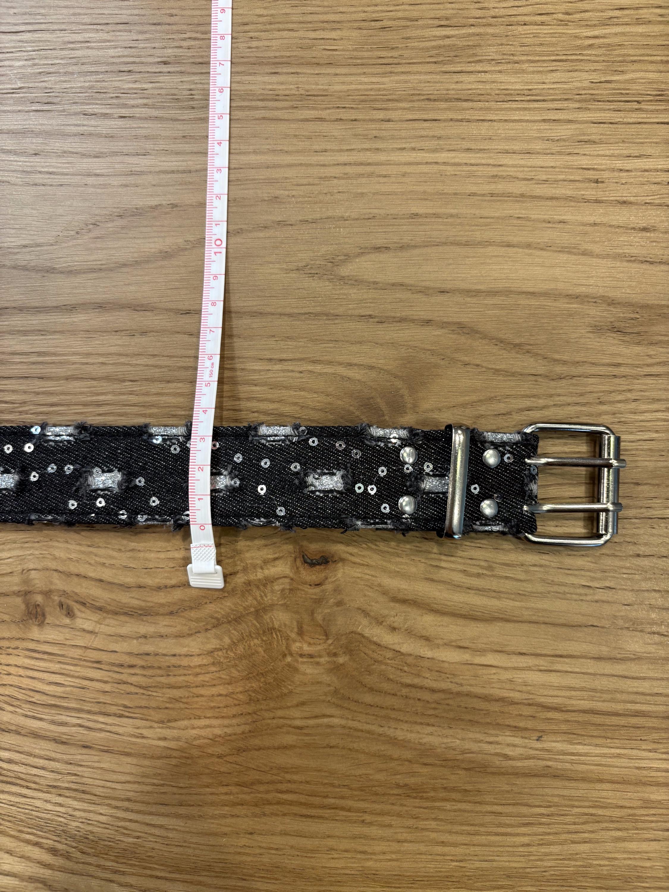 Vintage Y2k Silver/Denim Medallion Belt! Vintage Calvin Klein Y2K Black Leather Silver Medallion Belt  main image 2