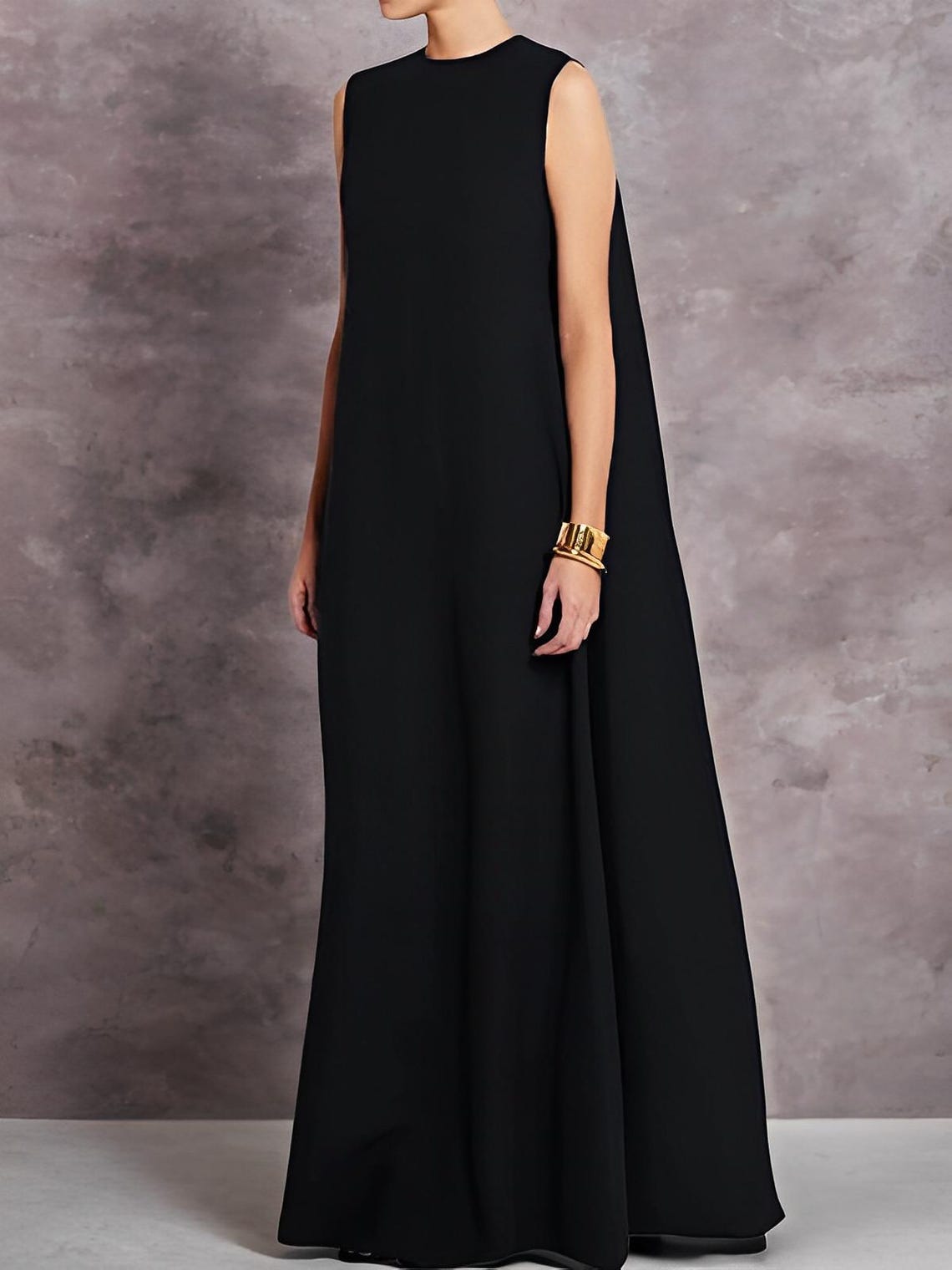 Daphne | Solid color sleeveless sexy backless irregular V-neck maxi dress