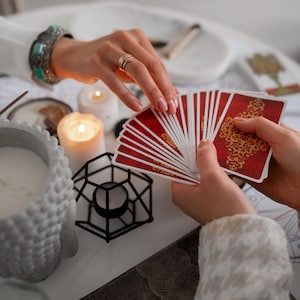 Same day 3 Karten Tarot Legung Brutal ehrlich | psychische Lesung | Liebe | Beziehungen | Familie | Schwangerschaft