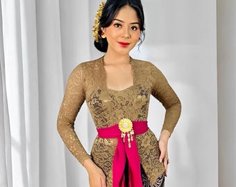 Monika Bali kebaya-top met glitterdetails Perfect voor modern brokaat, Bali Kebaya, Balinese jurk, Kebaya Bali, Bali-blouse, Balinese kebaya