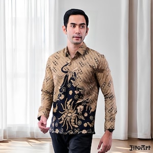 Men&#39;s Batik Slim Fit Long Sleeves with Old Domino Motif,Men Batik,Batik,Men Batik Shirt,Men&#39;s Batik Shirts,Batik Shirt,Batik for Men