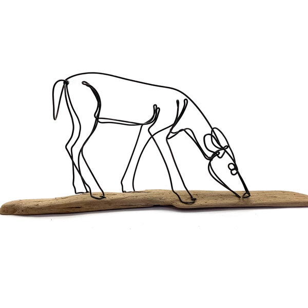 Deer Wire Sculpture, Grazing Deer Art, Wildlife Sculpture Inspired by Nature, Minimalist Art