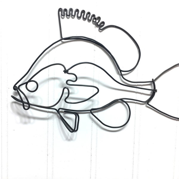 Left Facing Sunfish Wire Sculpture, Fish Wall Hanging Wire Sculpture