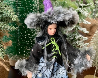 Poupée de maison de poupée, Sorcière, Artiste réalisée par Ann Eyster, 1:12, Porcelaine, Cheveux noirs à blancs, Maison de poupée hantée, Halloween