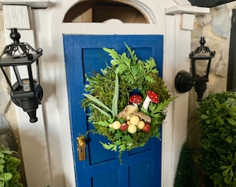 Dollhouse Mushroom Wreath, 1:12, Artist Made, Lichens, Rustic, Cabin