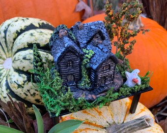Haunted Dollhouse Diorama for a 1:12 Haloween Dollhouse, Ghost, Artisan Made, Signed