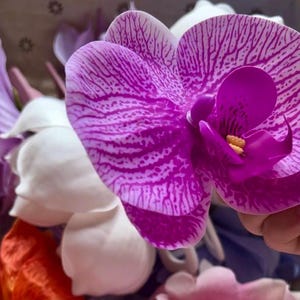 Handmade Orchid Hair Clip, Fuchsia Orchid Hair Accessory, Floral Hair Clip, Wedding Hair Clip, Bridal Hairpiece, Hair Clip, Flower Clip