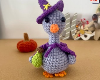 Crochet Pattern: Silly Halloween Wizard Goose Amigurumi (PDF Pattern)