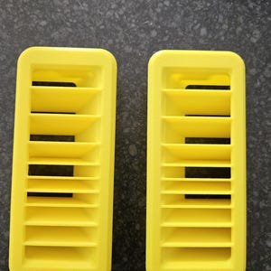 Transporter t4 front window screen vents