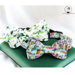 Green Dinosaur Cat Collar Set with Bow Tie Bell Cute Pet Collar for Cats and Small Dogs Pearl Accent Adjustable Pet Accessories gift for him