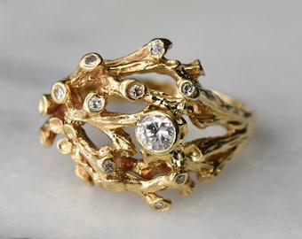 Vintage 14k Gold Brutalist Twig Motif Ring With Diamonds c.1960s