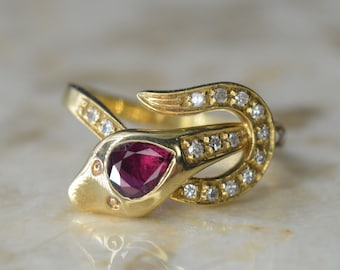 Vintage 18k Gold Ruby and Diamond Snake Ring Italian c.1980s