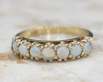 Vintage 14k Gold Opal Band