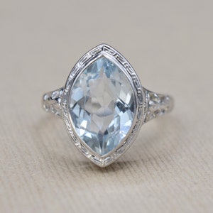 Antique Art Deco 14k White Gold Marquise Cut Aquamarine c.1920