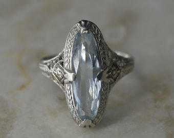 Antique Art Deco 14k Gold Aquamarine Ring c.1920s