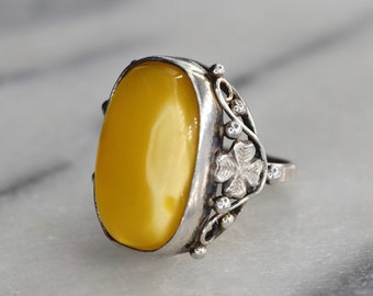 Vintage Egg Yolk Amber Ring 800 Silver Clover Detail c.1970s