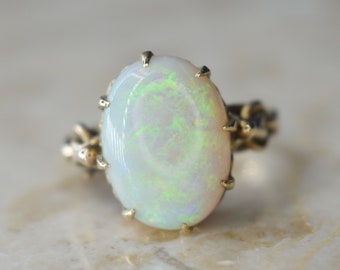 Antique Victorian 14k Gold Opal Ring c.1880s