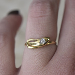 Bague serpent antique en or 18 carats avec diamant taille rose vers 1900