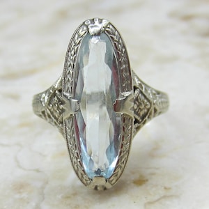Antique Art Deco 14k Gold Aquamarine Ring c.1920s