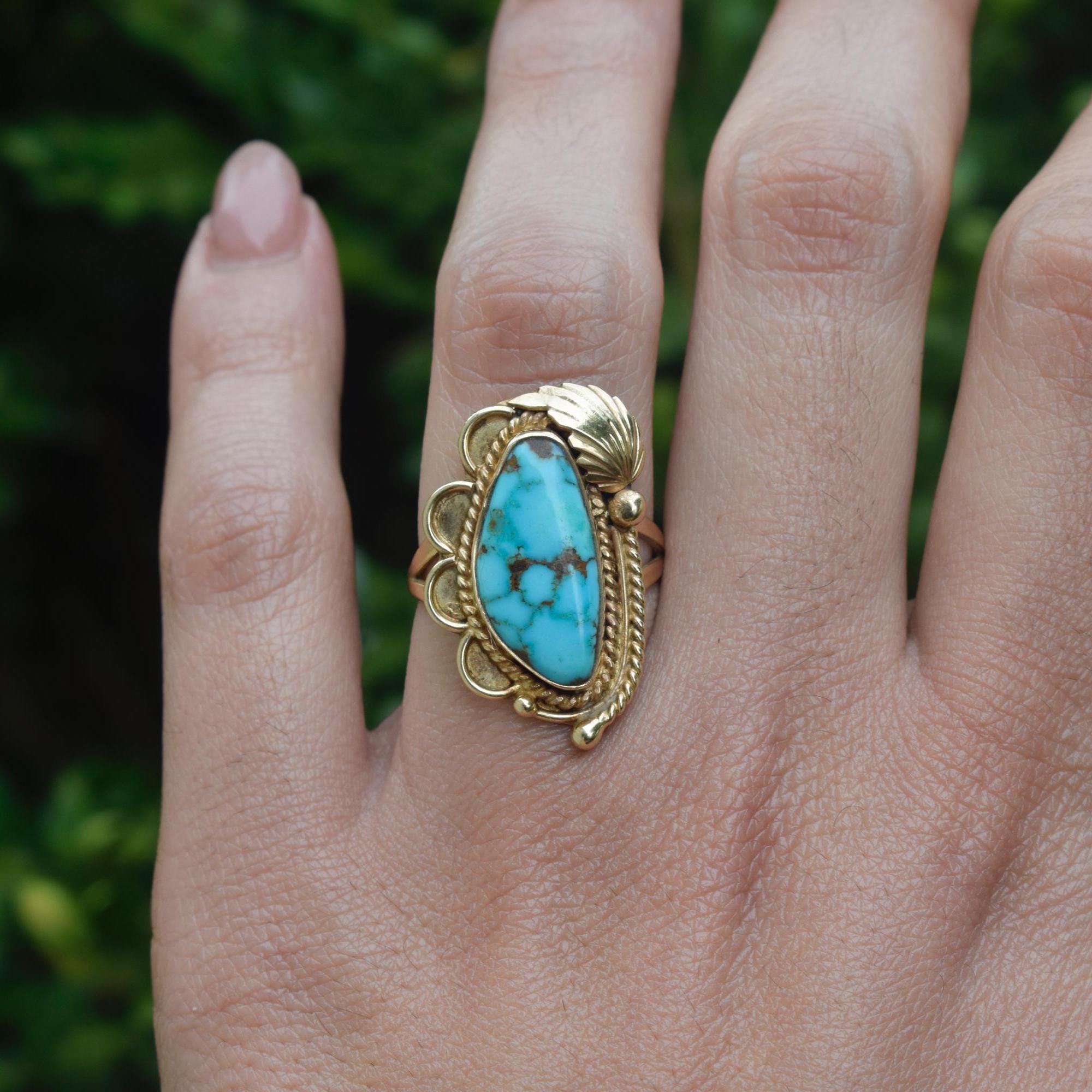 Solid 14k Gold Vintage Native American Navajo Turquoise Ring Old Solid 14k Gold Vintage Native American Navajo Turquoise Ring Old