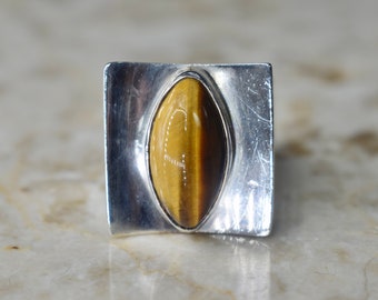 Vintage modernistische zilveren ring met tijgers oog