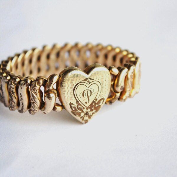 Vintage Sweetheart Expansion Bracelet With P Monogram c.1940s