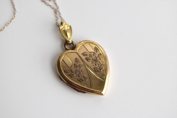 Vintage Heart Locket Gold Filled with Engraved Flo