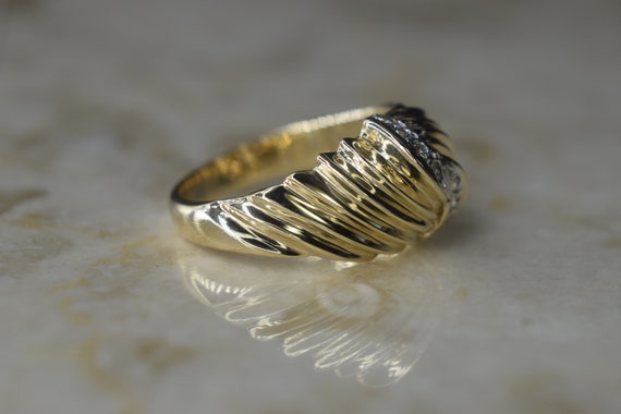 Vintage 14k Gold Croissant Ring with Diamonds c.1… - image 2