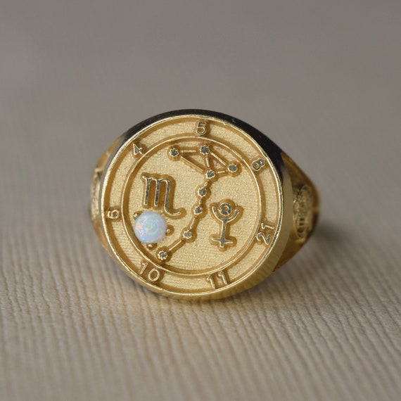 Vintage 14k Gold Scorpio Zodiac Signet Ring with O