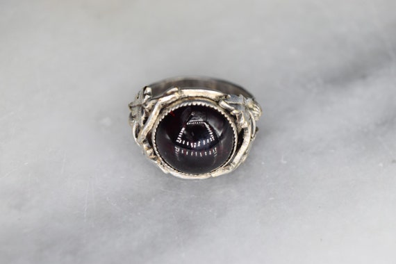 Antique Art Nouveau Garnet Cabochon Ring With Sil… - image 2