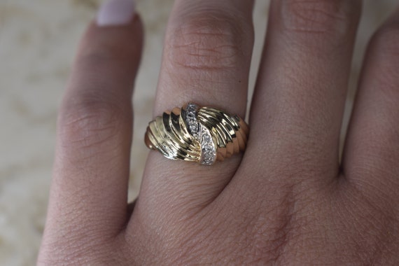Vintage 14k Gold Croissant Ring with Diamonds c.1… - image 5