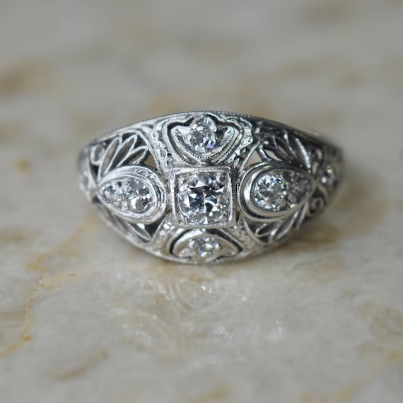 Antique Platinum and Diamond Filigree Ring c.1920s - image 1