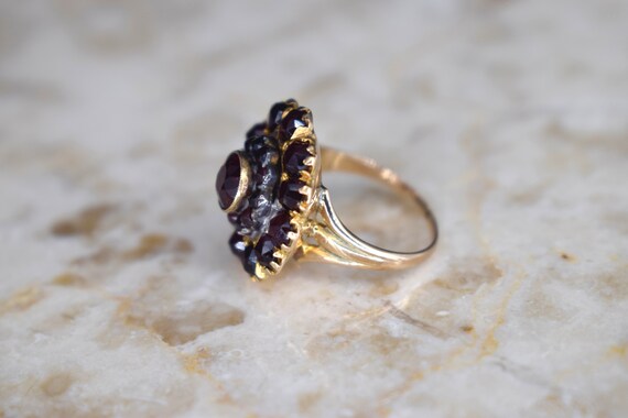 Antique Victorian 12k Gold Garnet Cluster Ring - image 6