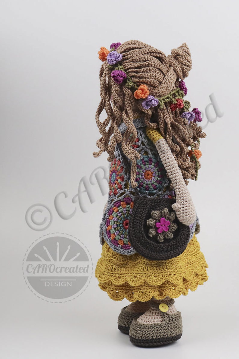 Deutsch, English, Fran\u00e7ais, Nederlands, Espa\u00f1ol, Italiano Crochet Pattern for Doll VANIA pdf
