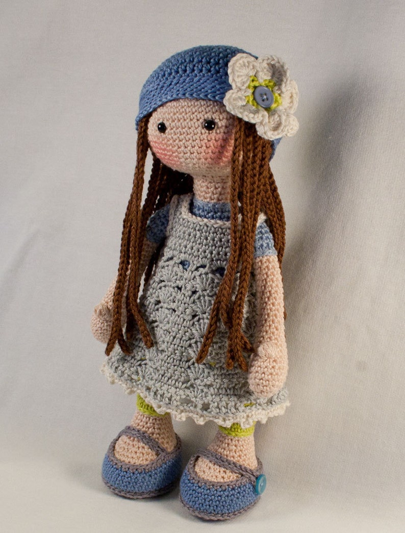 Crochet pattern for doll LILLY Deutsch, English, French, Nederlands, Español, Italiano image 4