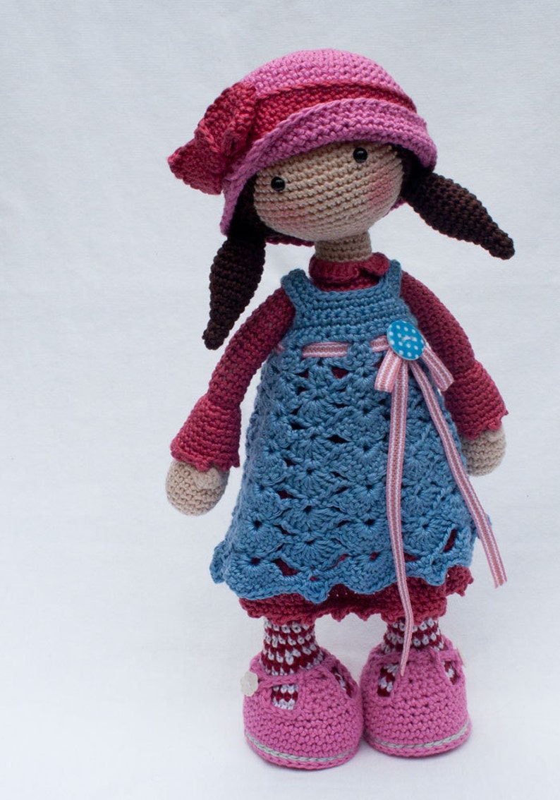 Crochet pattern for doll CELINE Deutsch, English, Français, Español, Nederlands image 3