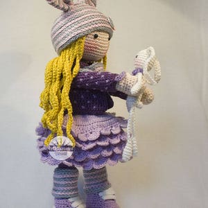 Crochet pattern for doll ALINA, pdf Deutsch, English, Français, Nederlands, Español, Italiano image 7