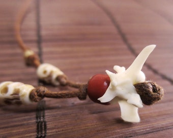 Dia de los Muertos: Snake Vertebrae & Carved Bone Skull Adjustable Necklace N311