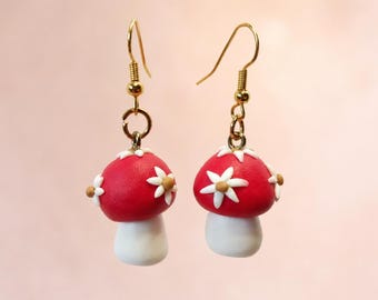 Pendientes de setas rojas, pendientes colgantes florales de arcilla FIMO, joyería estilo cottagecore