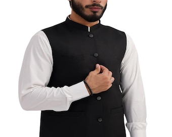 Men&#39;s White Shalwar Kameez with Black Nehru Waistcoat: Pakistani Formal Outfit