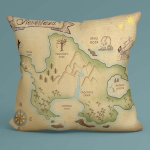 Housse de coussin Pays imaginaire, décoration fantastique carte de pirate, cadeau Peter Pan, oeuvre d'art pour chambre d'enfant, taie d'oreiller carte, housse de coussin aventure