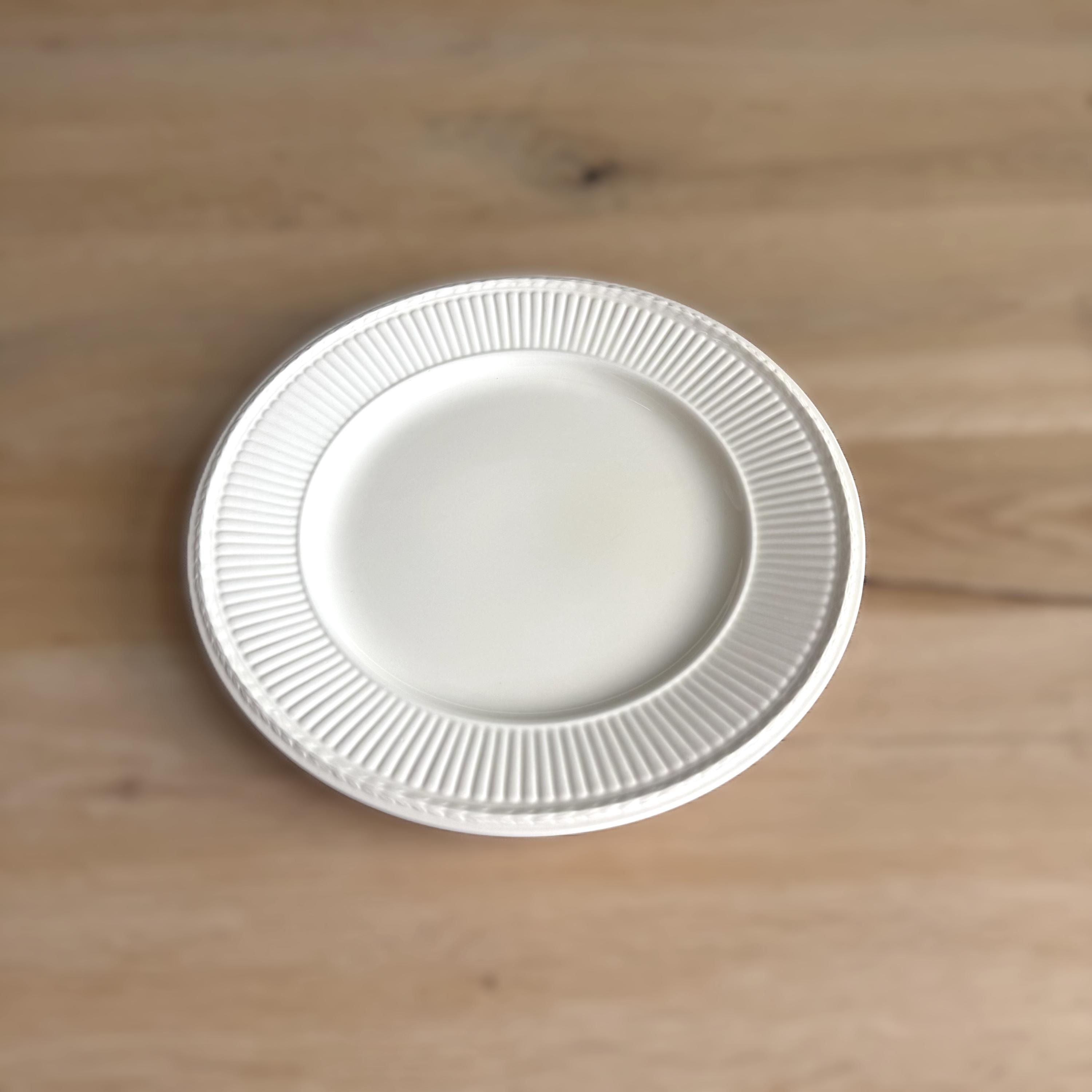 Wedgwood Edme Queen's Ware Dining Plate – Vintage English